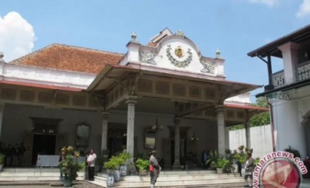 Keraton Yogyakarta Hadiahi Warga yang Kembalikan Tanah Sultan - GenPI.co