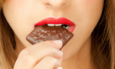 Makan Cokelat Bisa Bikin Asam Lambung Naik, Simak Penjelasannya! - GenPI.co