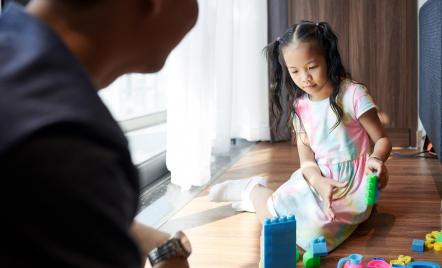 Anak dengan Sedikit Mainan di Rumah Terbukti Lebih Kreatif - GenPI.co