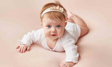 Berapa Lama Tindik Pada Telinga Bayi Akan Kembali Menutup? - GenPI.co