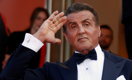 Sylvester Stallone Hampir Meninggal Gegara Adegan Laga, Ya Ampun! - GenPI.co