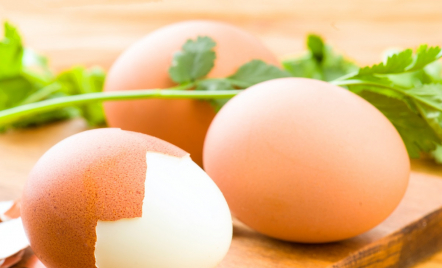 Makan Telur Bermanfaat untuk Membesarkan Otot, Benarkah? - GenPI.co