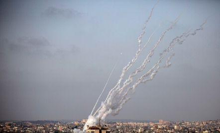 Hamas Tinjau Proposal Israel untuk Gencatan Senjata di Gaza - GenPI.co