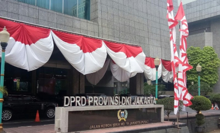 Anggaran Baju Dinas DPRD DKI Jakarta Rp 1,74 Miliar, Fantastis - GenPI.co