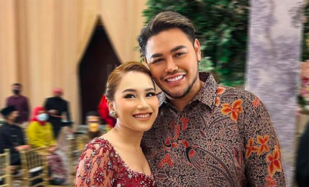 Soal Pernikahan, Ivan Gunawan Bilang Begini Sama Ayu Ting Ting - GenPI.co