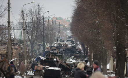 Pasukan Elite Rusia Mengganas, Ada Kuburan Massal di Ukraina - GenPI.co