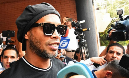 Media Vietnam Tercengang Ronaldinho Merapat ke RANS Cilegon FC - GenPI.co