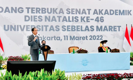 Ultah UNS, Jokowi Singgung Masa Depan SDM Digital dan AI - GenPI.co