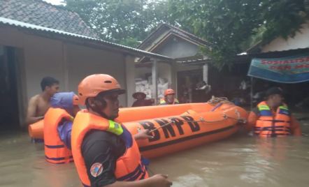 Banjir Rendam 32 Desa di Purworejo, 6000 Warga Mengungsi - GenPI.co