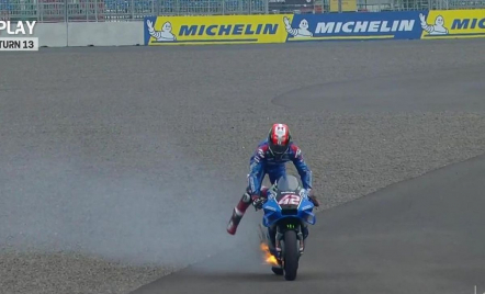 Motor Alex Rins Terbakar di MotoGP Mandalika, Ini Faktanya - GenPI.co
