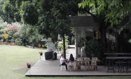 Nara Park Cafe Bandung, Suguhkan 9 Pilihan Tempat Makan Kekinian - GenPI.co