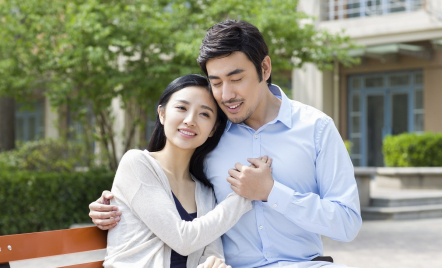 4 Tanda Pasangan yang Sungguh-sungguh Ingin Membuat Kamu Bahagia - GenPI.co