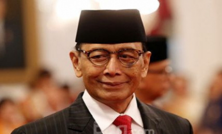 Rocky Gerung Blak-blakan Sebut Wiranto Jagoan, Ada Apa?  - GenPI.co