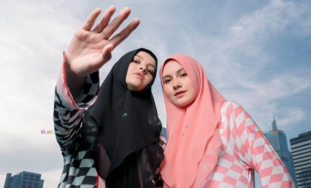4 Bahan Jilbab yang Nyaman untuk Iftar dan Lebaran, Catat Ukhti! - GenPI.co