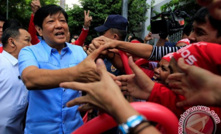 Filipina Dipimpin Diktator, Pengamat Singgung Era Soekarno - GenPI.co