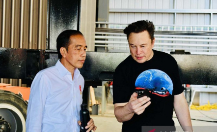 Elon Musk Pakai Kaus, Sekjen Kornas-Jokowi: Nggak Usah Digoreng! - GenPI.co
