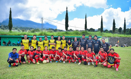 Nol Rupiah FC, Komunitas Berawal dari Ojek Online - GenPI.co