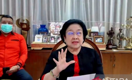 Megawati Minta Kader PDIP Jangan Lengah, Pemilu Sudah Dekat - GenPI.co