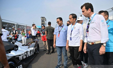 Isu Formula E Tak Didukung Pemerintah Pusat, Jokowi Buka Suara - GenPI.co