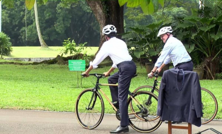 Jokowi dan PM Australia Naik Sepeda Bambu, Sebegini Harganya - GenPI.co