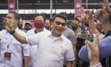 Manuver Baru, Jokowi Bakal Minta KIB Usung Moeldoko Jadi Capres - GenPI.co