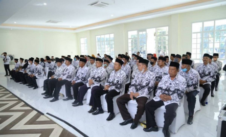 Nasib Guru Honorer Lulus PG PPPK Tak Direspons Gubernur, Ketua DPD RI Turun Tangan - GenPI.co