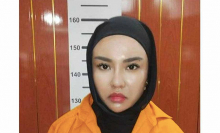 Medina Zein Jadi Tahanan, Denise Chariesta Ungkap Soal Karma - GenPI.co