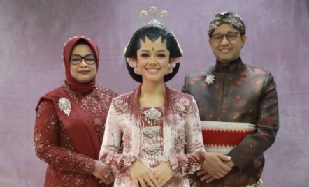 Didit Putra Prabowo Rancang Beskap untuk Anies Baswedan, Keren! - GenPI.co