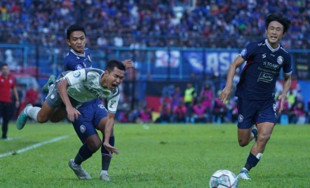Baru Bangkit di Liga 1, Persib Bandung Langsung Ketiban Sial - GenPI.co