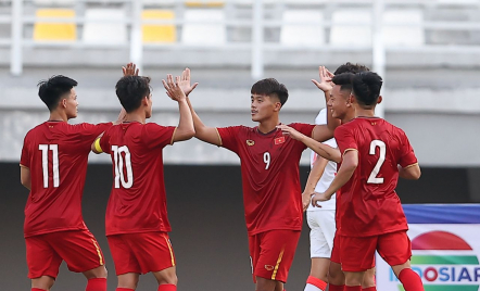 Timnas Indonesia U-19 Menggila Bantai Hong Kong, Media Vietnam Pasrah - GenPI.co