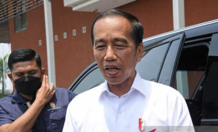 Jokowi Beri Pesan Khusus ke Lukas Enembe - GenPI.co