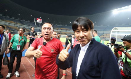 Mundur dari PSSI, Iwan Bule Ingin Shin Tae Yong Latih Timnas Indonesia - GenPI.co