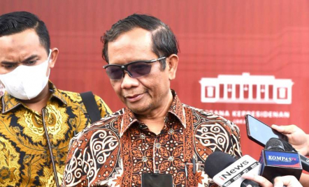 Mahfud MD Jadi Alternatif Jokowi Jika Ganjar Kandas, Kata Zaki Mubarak - GenPI.co