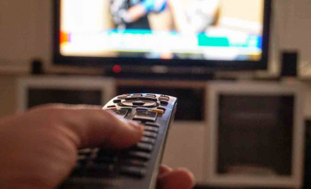 Harga Set Top Box TV Digital Resmi Kominfo, Cuma Rp 100 Ribuan - GenPI.co