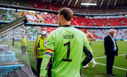 Cerita Liverpool yang Nyaris Datangkan Kiper Manuel Neuer - GenPI.co