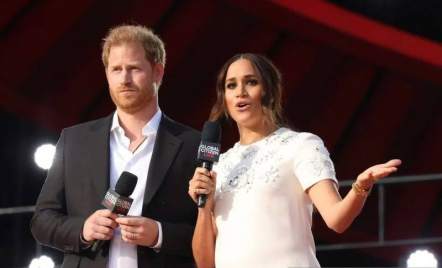Pangeran Harry dan Meghan Angkat Isu Kesehatan Mental Anak di Era Media Sosial - GenPI.co
