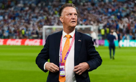 Terkait Louis van Gaal Jadi Dirtek Timnas Indonesia, PSSI Bungkam - GenPI.co