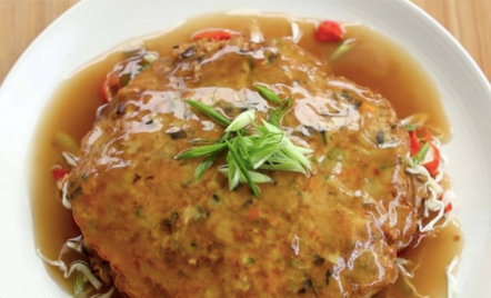 Resep Fuyunghai Sayuran, Menu Praktis Nikmatnya Nggak Kalah Dari Restoran - GenPI.co
