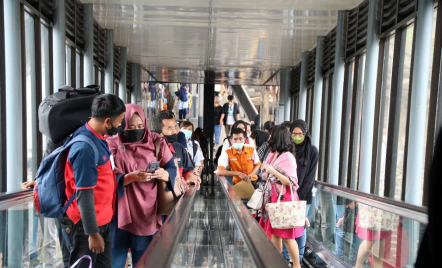 KAI Daop 2 Bandung Berangkatkan 10.485 Pelanggan pada Hari Pertama Angkutan Nataru - GenPI.co