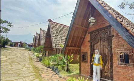 Libur Weekend, Cek 6 Rekomendasi Villa di Pacet Mojokerto yang Eksotis - GenPI.co