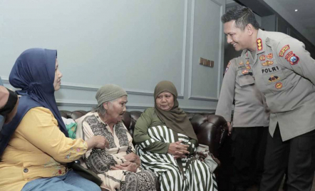 Terpisah 37 Tahun, Ibu dan Anak Dipertemukan di Mapolresta Malang Kota - GenPI.co