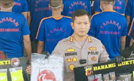 Polisi Ungkap Peredaran Obat Terlarang di Karawang Manfaatkan Toko Kosmetik - GenPI.co