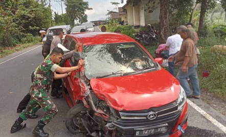 Polisi Sebut Ada 3 Mobil Terlibat dalam Peristiwa Kecelakaan di Temanggung - GenPI.co