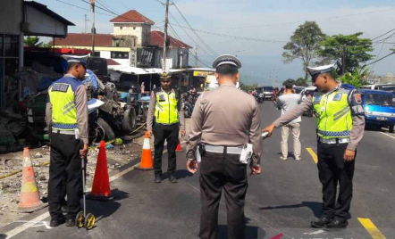2 Orang Meninggal Dunia dalam Kecelakaan di Wonosobo Jawa Tengah - GenPI.co