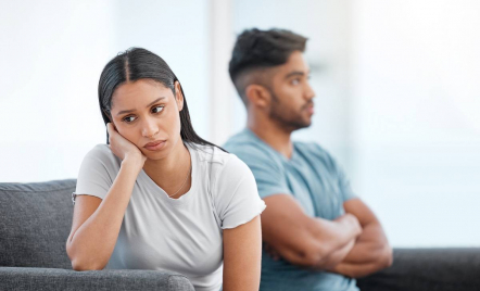 Penelitian Sebut Perasaan Cinta Istri Lebih Cepat Pudar Dibandingkan Suami - GenPI.co