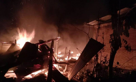 6 Rumah Ludes Akibat Kebakaran di Pidie Kamis Pagi, Korban Mengungsi - GenPI.co