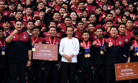 Terkait Bonus SEA Games 2023, Jokowi Beri Pesan Penting - GenPI.co