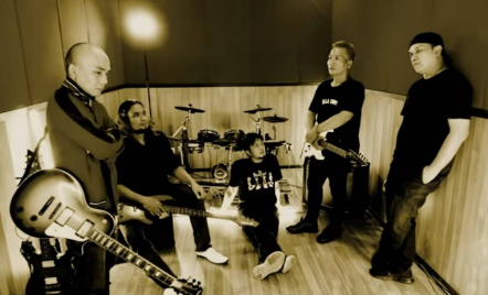 Pendatang Baru di Dunia Musik, ULKA Band PopRock dengan Lirik Cinta dan Kehidupan - GenPI.co