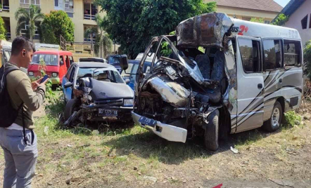 3 Orang Tewas dan 10 Luka Akibat Kecelakaan di Sragen Jawa Tengah - GenPI.co