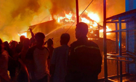 3 Orang Meninggal Dunia Akibat Musibah Kebakaran di Riau - GenPI.co